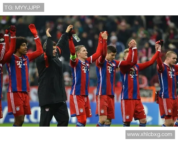 莱比锡红牛势不可挡,德甲冲冠途中不败闪耀,金靴榜首或在望 莱比锡红牛势不可挡,德甲冲冠途中不败闪耀,金靴榜首或在望